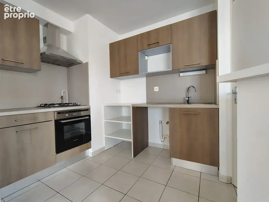 A vendre - Appartement T3 de 66.83 m2 + garage - photo 3