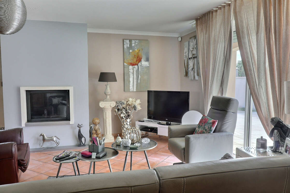 Maison à SAINT-GENIES-DES-MOURGUES