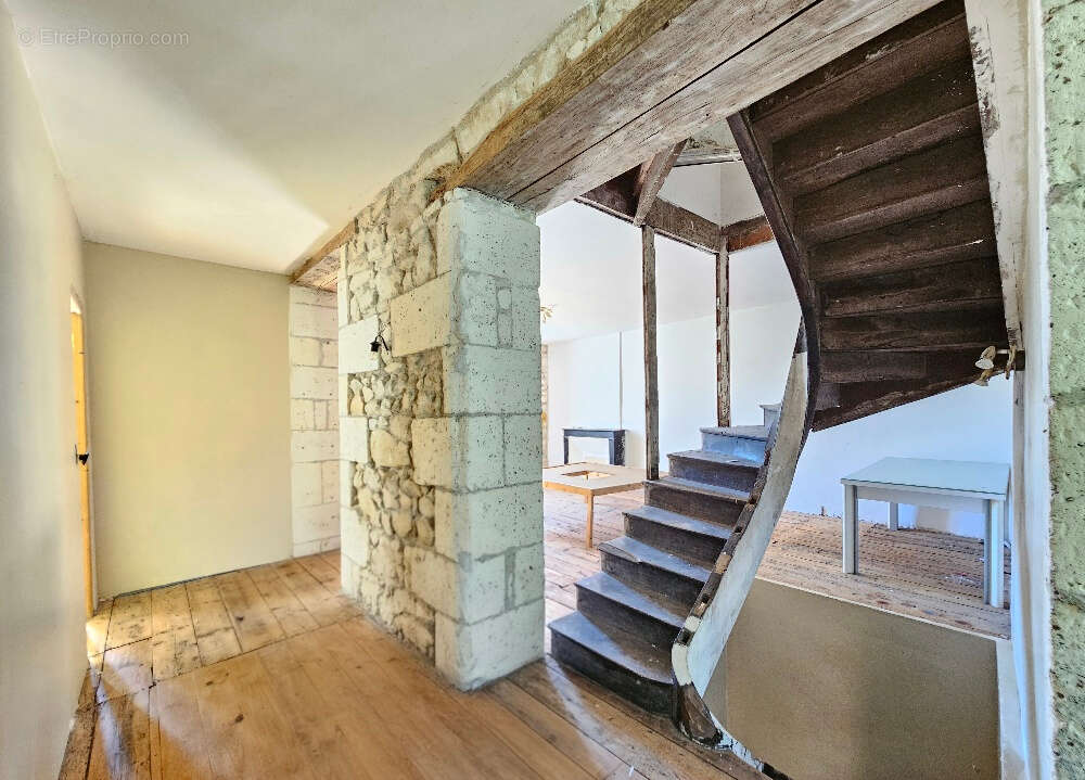 Maison à MOUTHIERS-SUR-BOEME