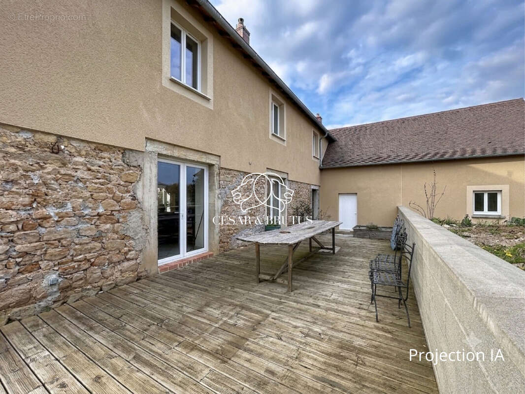 Maison 231 m² à Saint-Didier-En-Brionnais  - photo 5