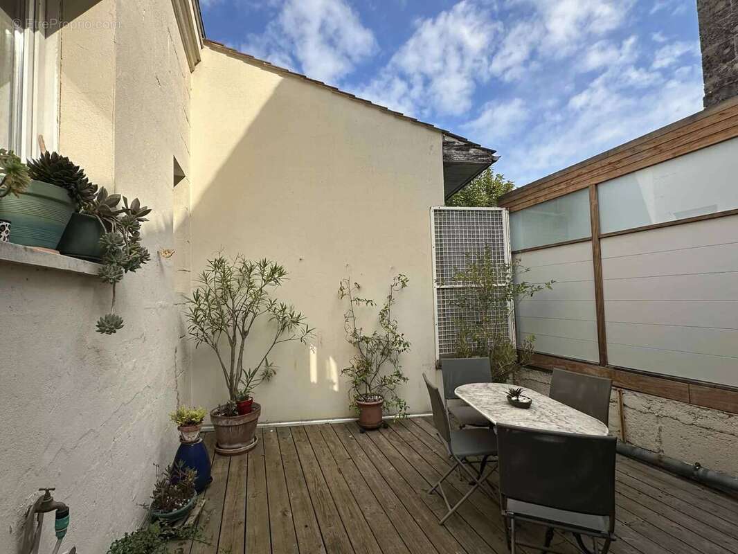 Appartement à BORDEAUX