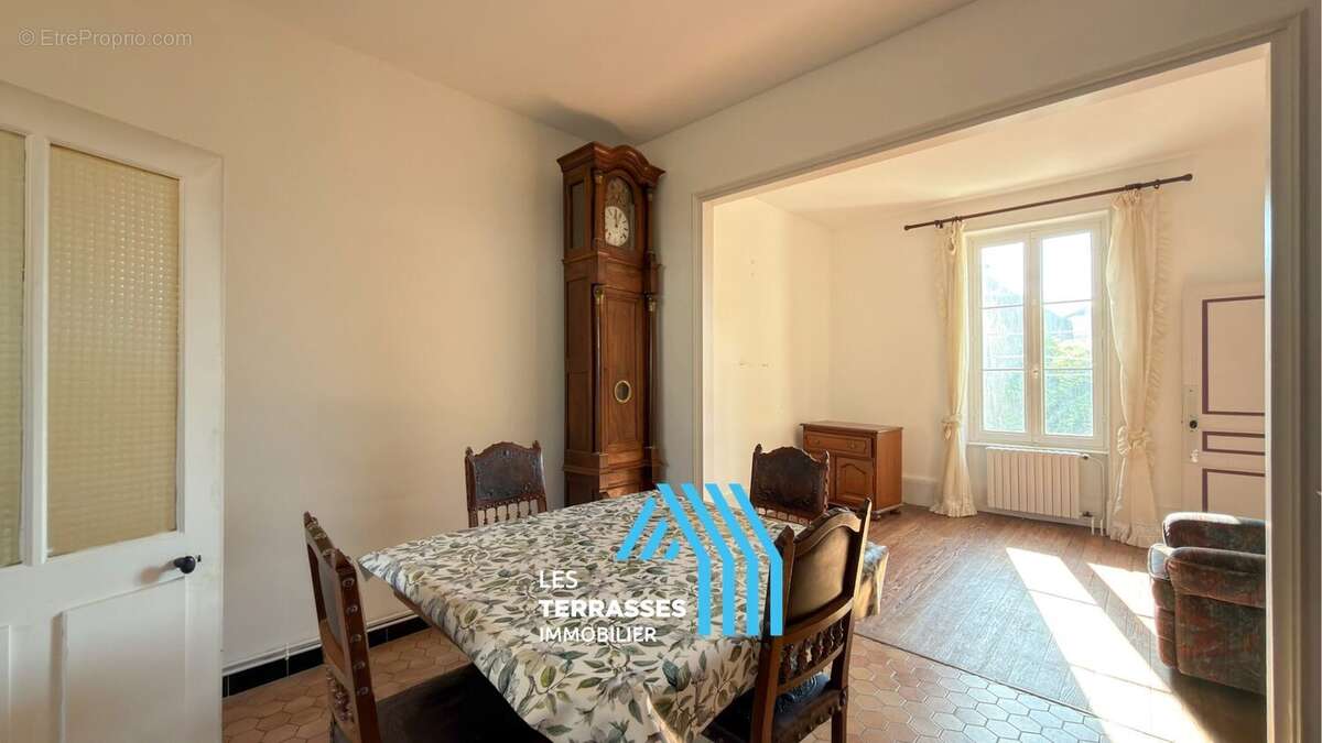 Maison à LE TEIL