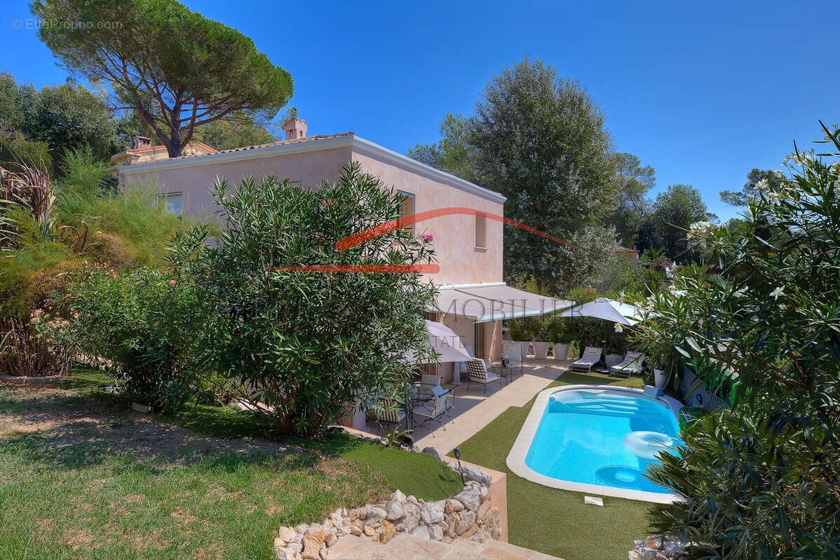 Maison à LA COLLE-SUR-LOUP