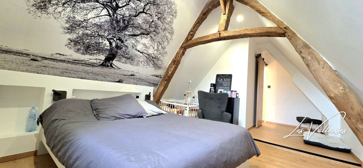Maison à AVREMESNIL