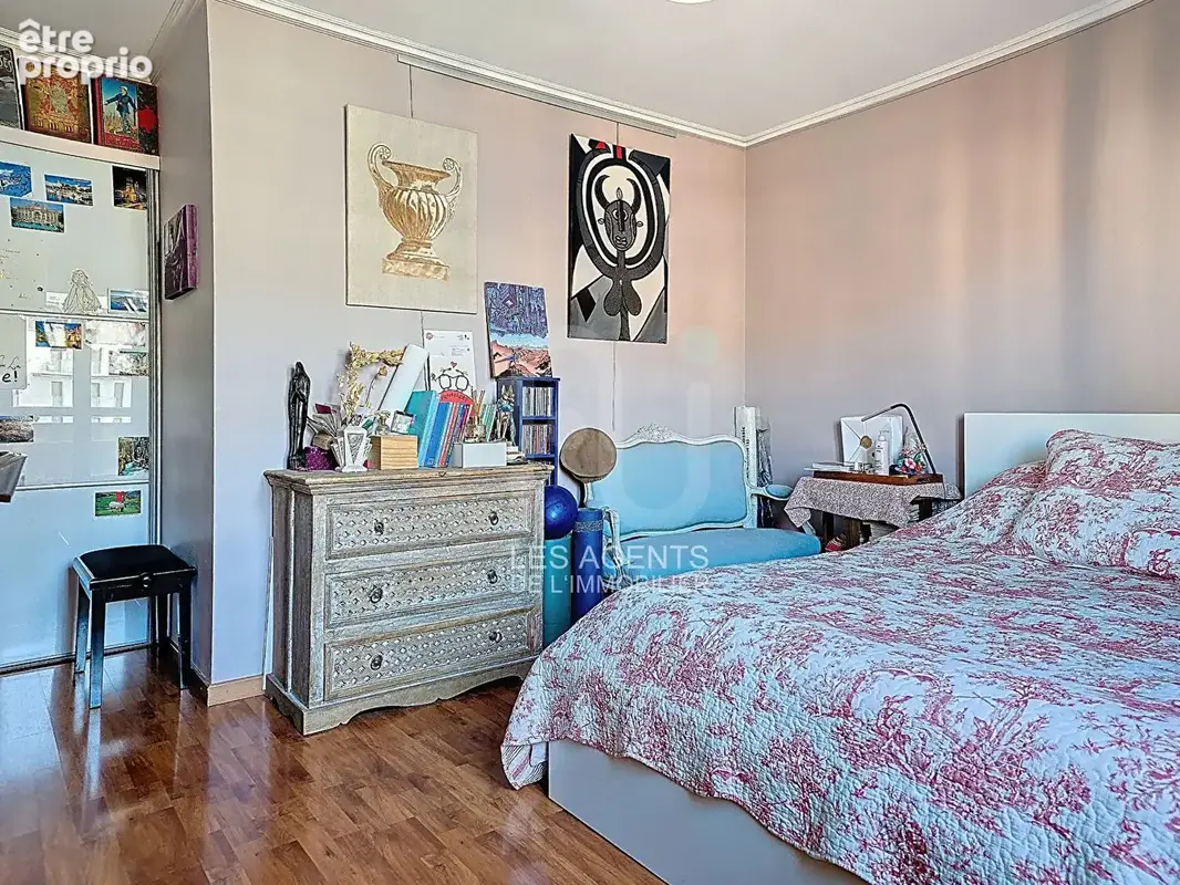 Vente : appartement T4 à ASNIERES SUR SEINE 92m² - photo 8