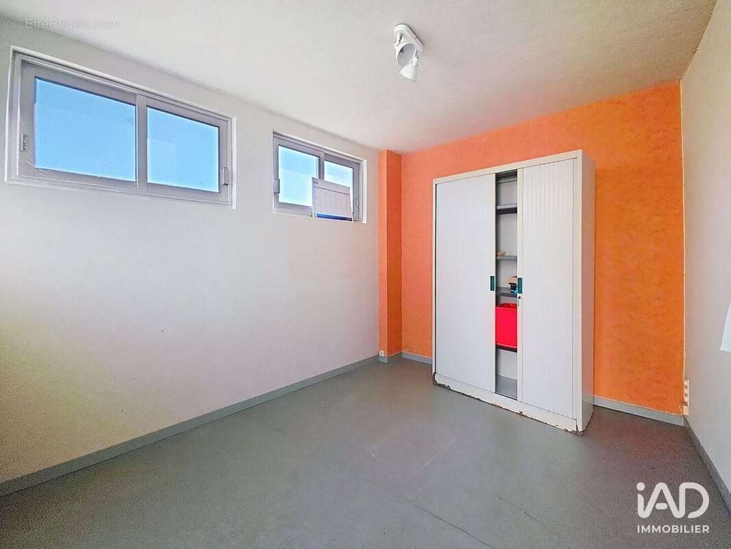 Photo 3 - Commerce à BEAULIEU-SUR-LOIRE