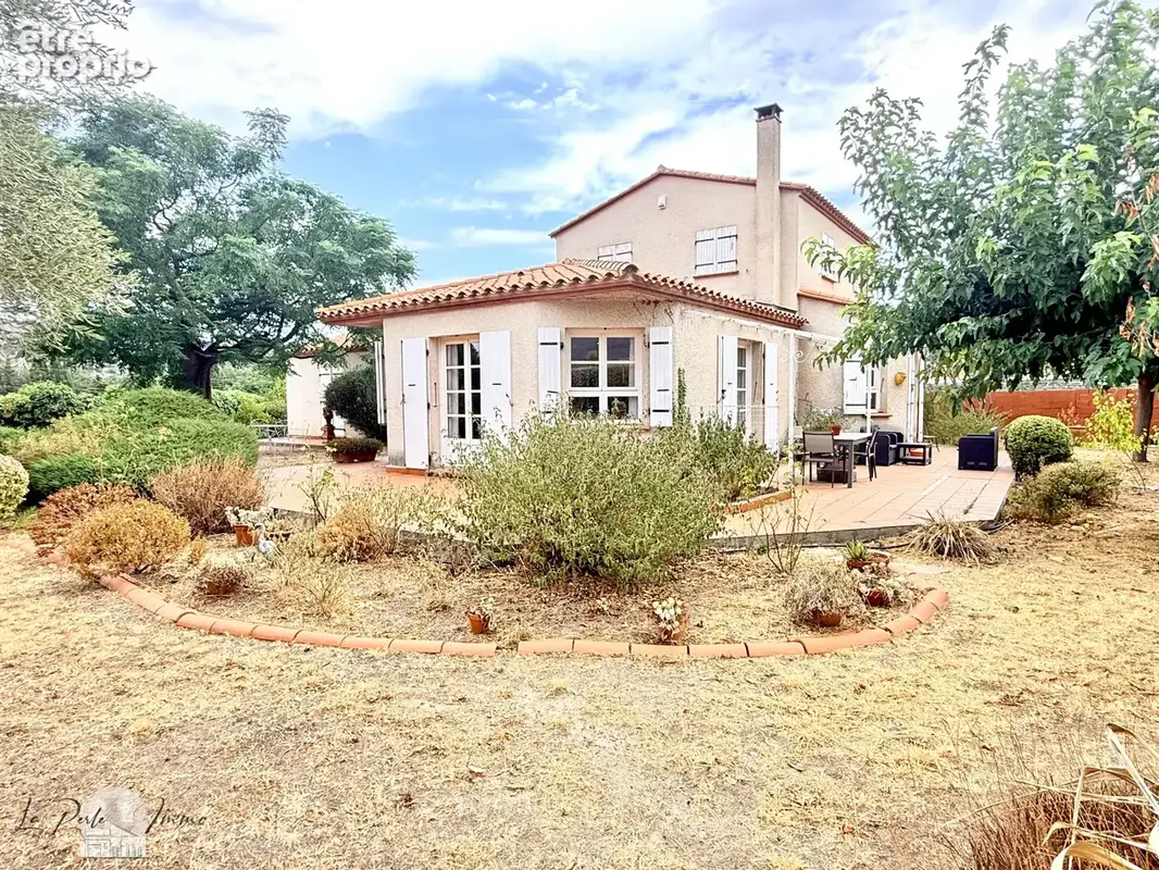 Villa 4 faces T6 de 175m2 avec jardin et garage - photo 4