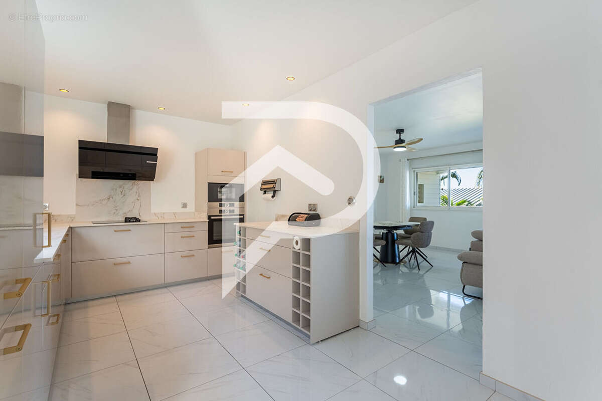 Maison contemporaine avec vue mer et prestations premium - photo 13