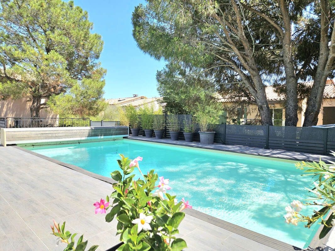 Maison à PLAN-DE-LA-TOUR