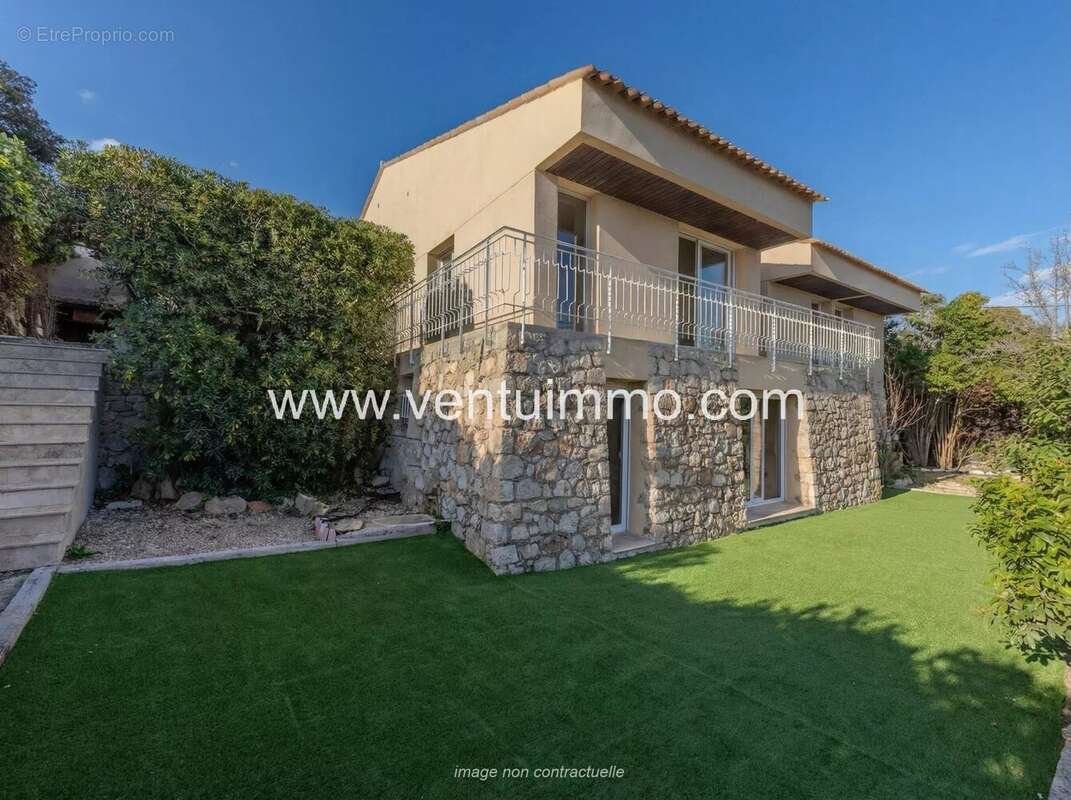 Maison mitoyenne de 110 m² avec piscine à Mougins - photo 4