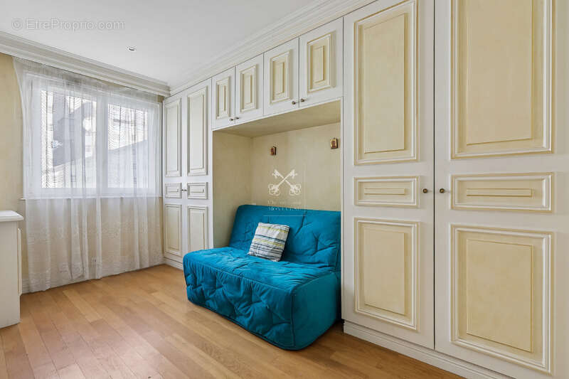 Appartement à PARIS-19E