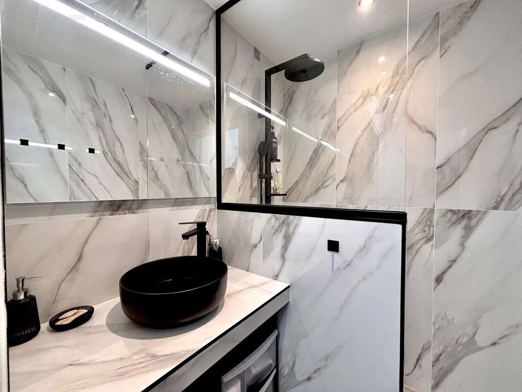 Appartement à MOUGINS