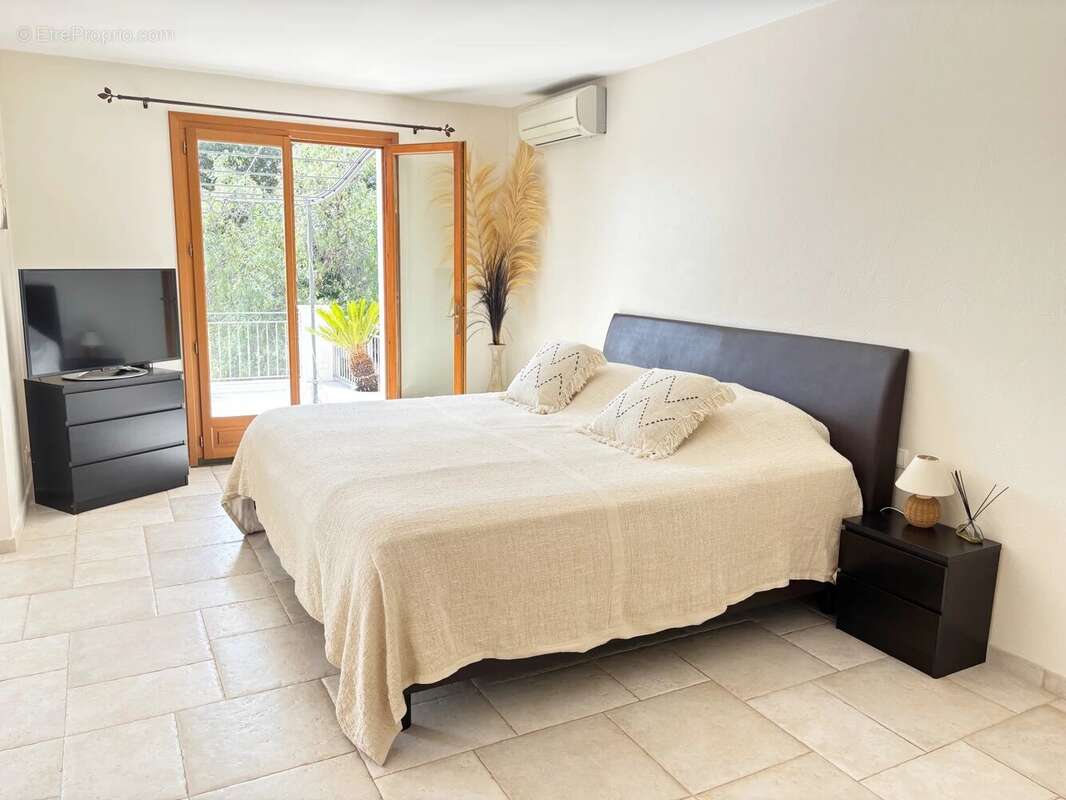 Maison à FREJUS
