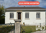 Photo 1 - Maison à VILLEFRANCHE-DE-PANAT