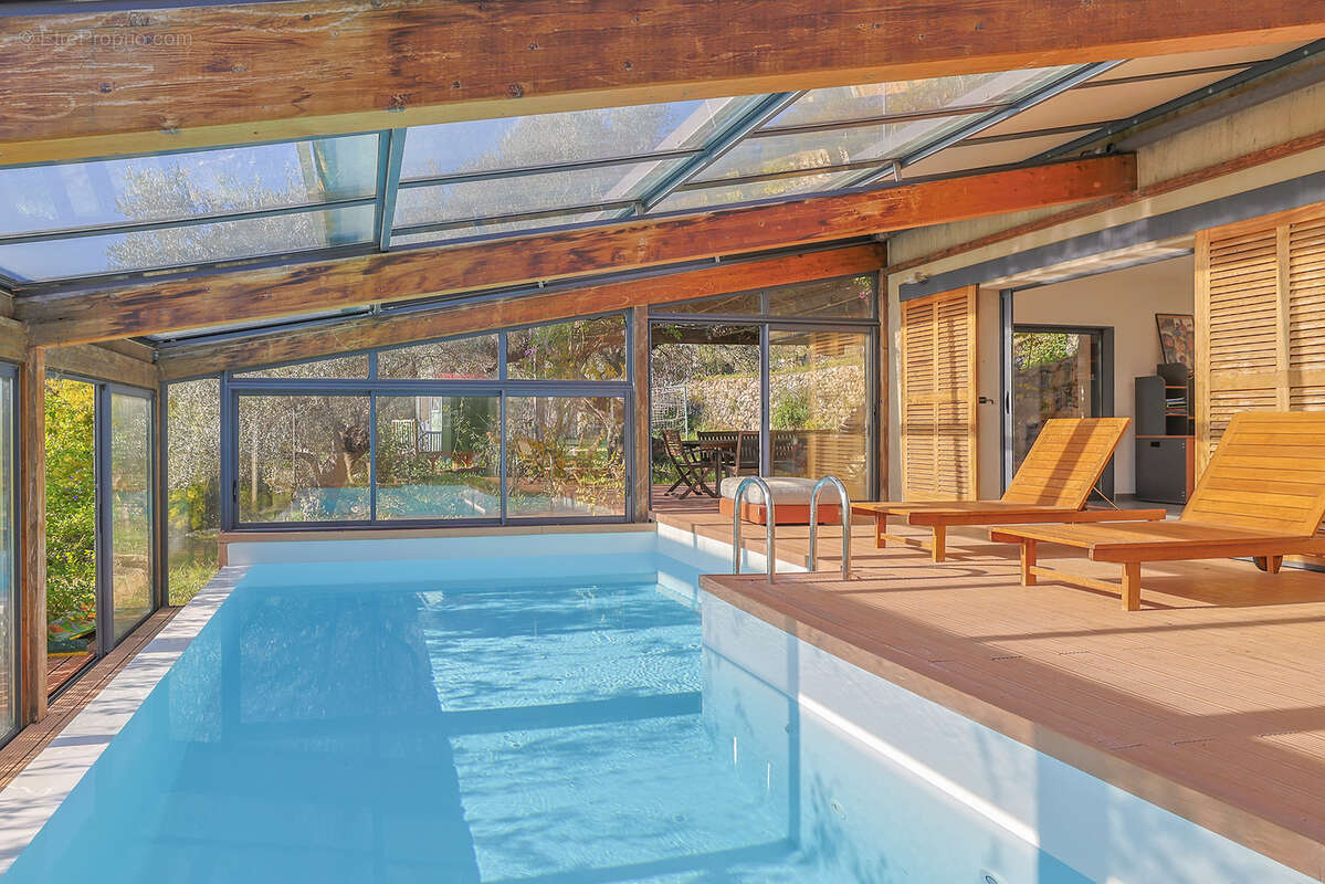 Maison à SOLLIES-PONT