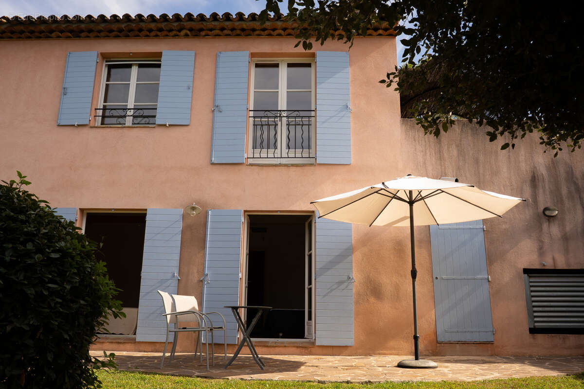 Maison à LA MOTTE