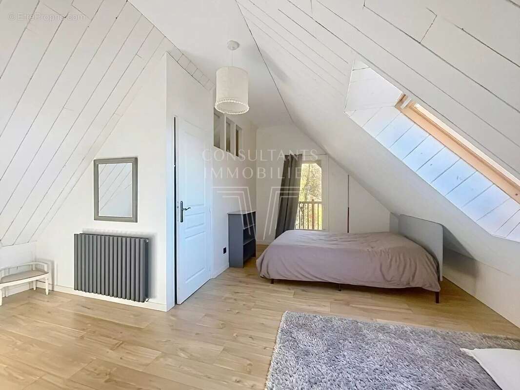 Maison à PONT-L'EVEQUE