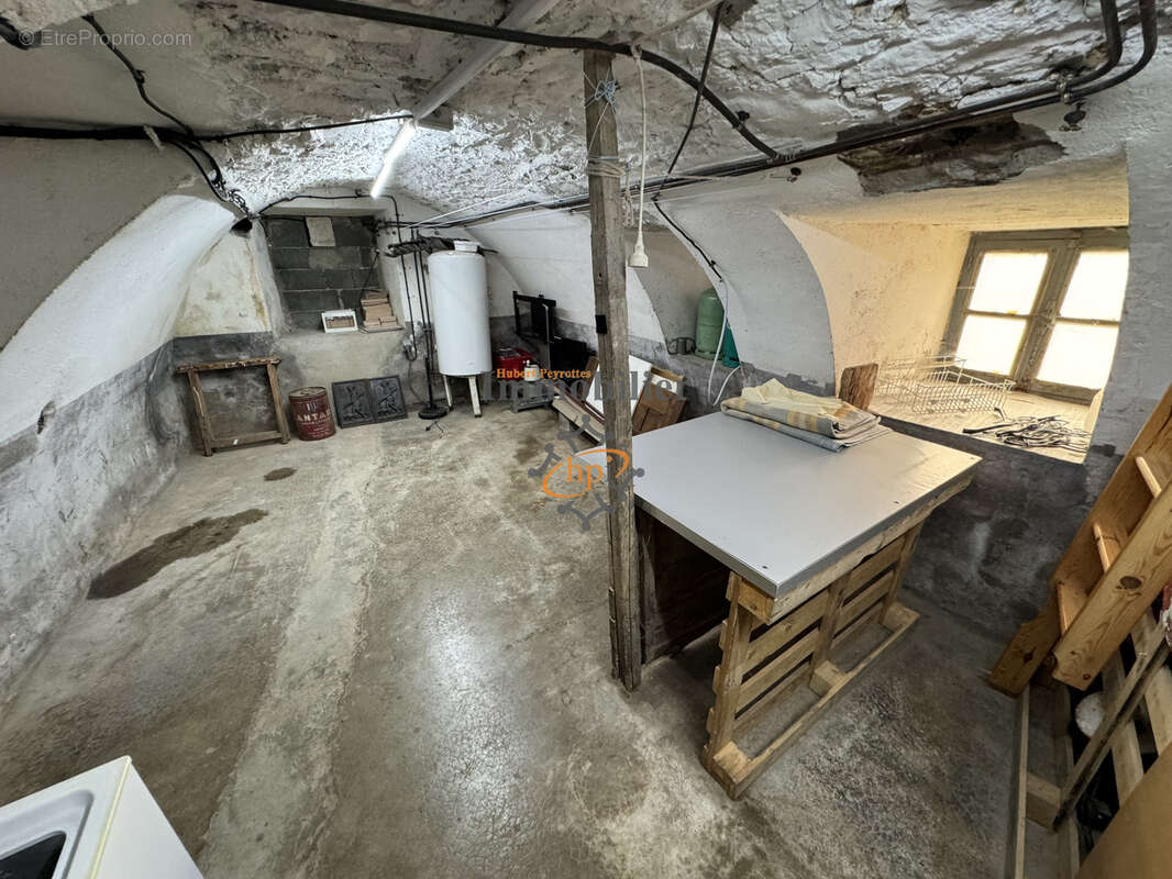 Maison à SAINT-ROME-DE-CERNON