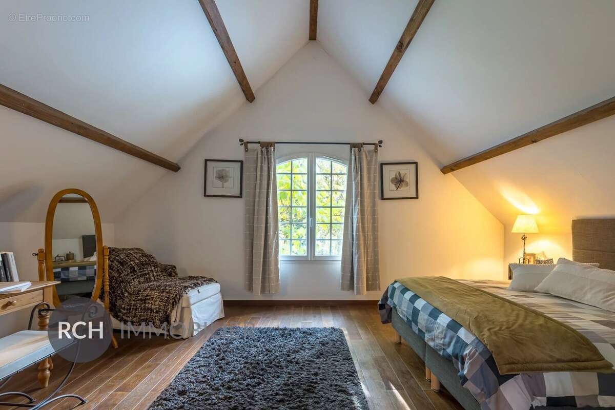 Maison à MONTFORT-L&#039;AMAURY