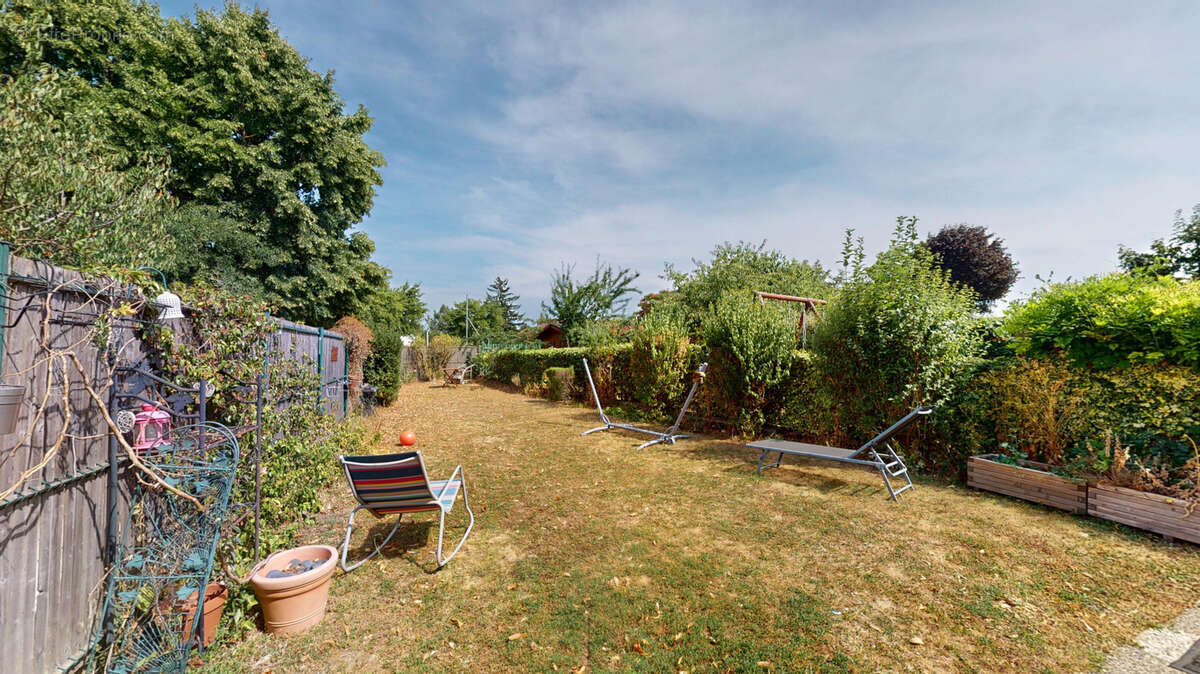 Maison 4 chambres avec jardin et garage - photo 18