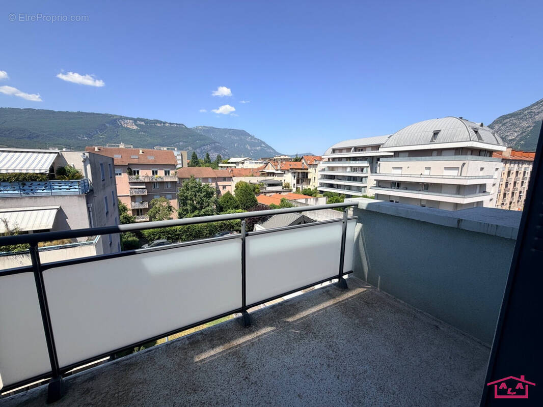 Appartement 55 m² à Grenoble  - photo 3