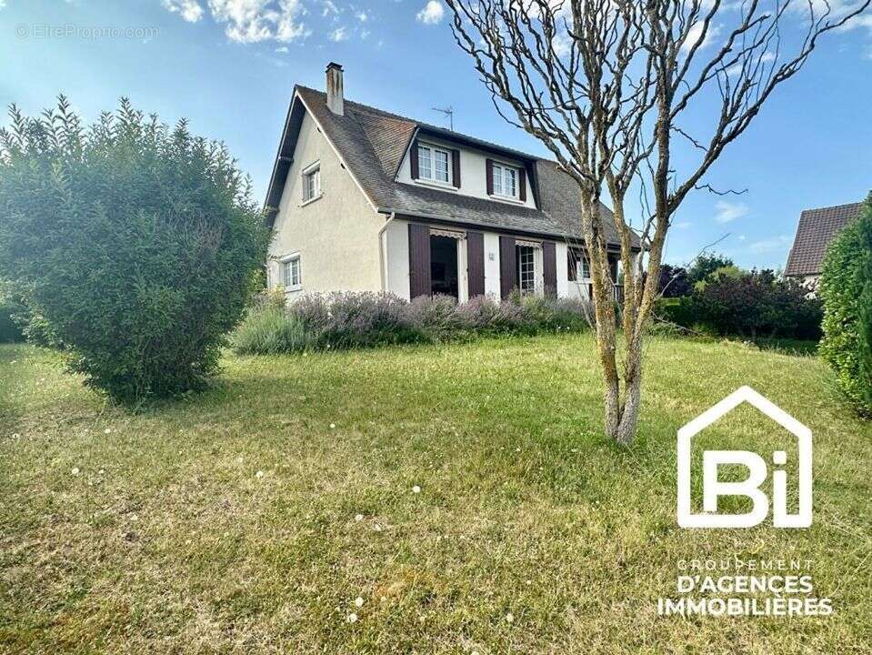 Maison à FRENOUVILLE