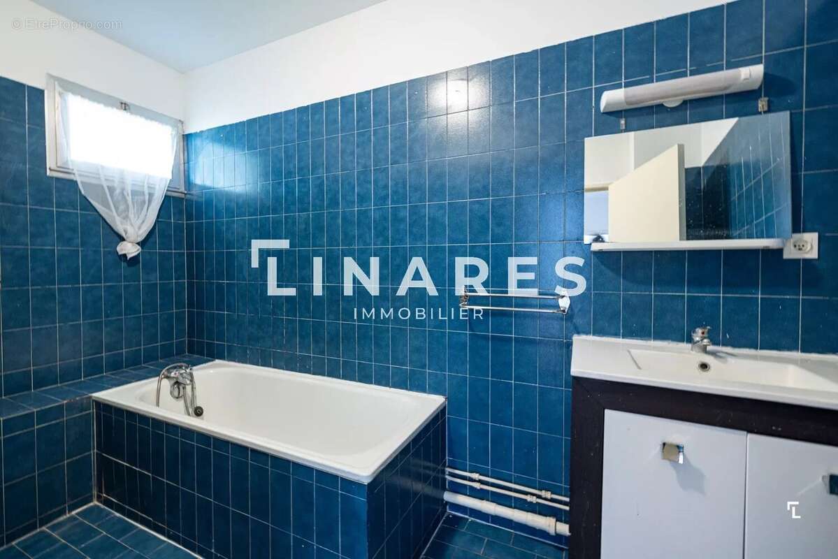 Appartement à MARSEILLE-10E