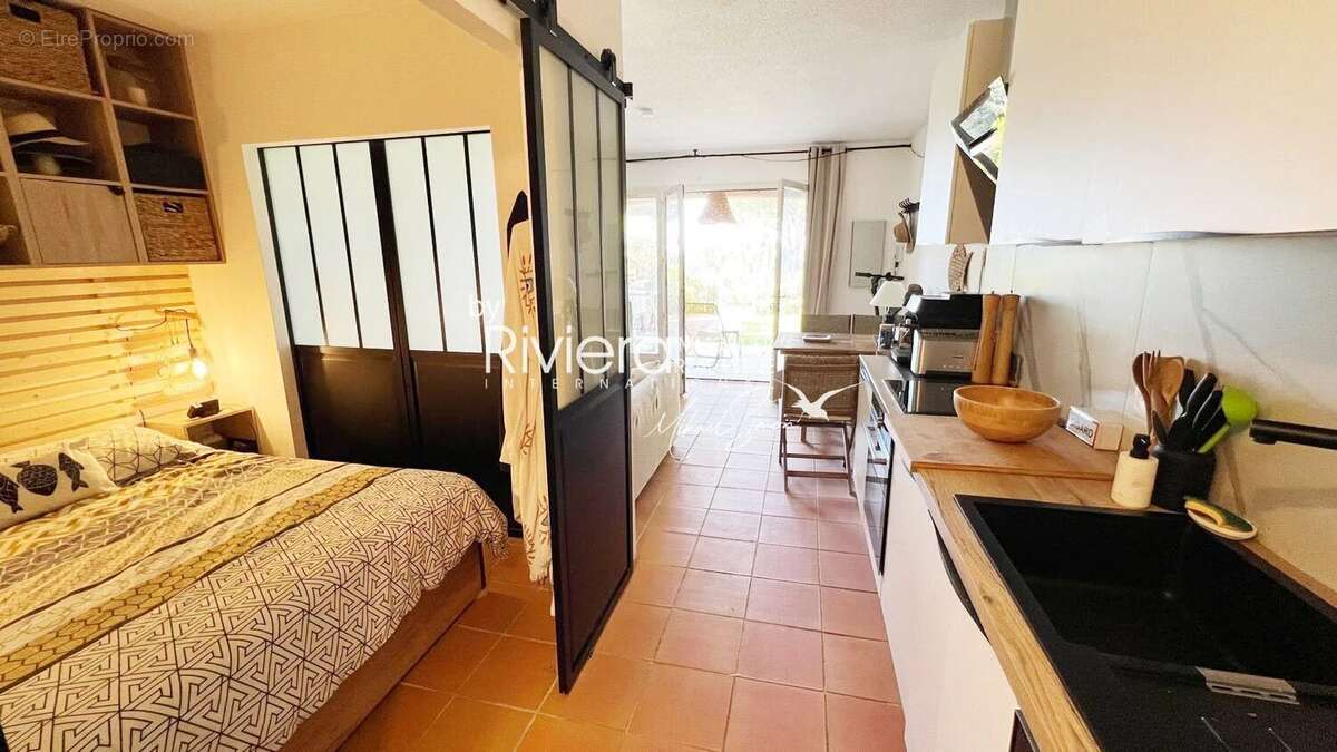 Appartement à LA CROIX-VALMER