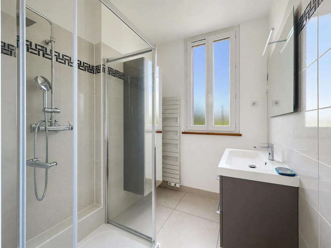 Maison de 5 pièces de 147 m² à Gien - photo 7
