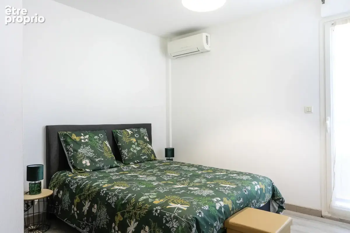 Grand appartement en vente avec terrasse à Saint Gilles les Bains au Mont Roquefeuil - photo 2