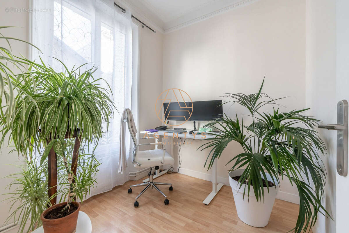 Appartement à NOGENT-SUR-MARNE