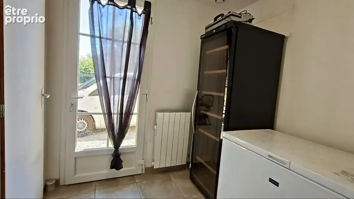 Blaye centre à pied   Maison en pierre   Jardin 1 212 m2 sans vis-à-vis   DPE C - photo 15