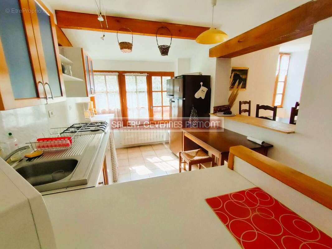 Maison à SAINT-ANDRE-DE-VALBORGNE