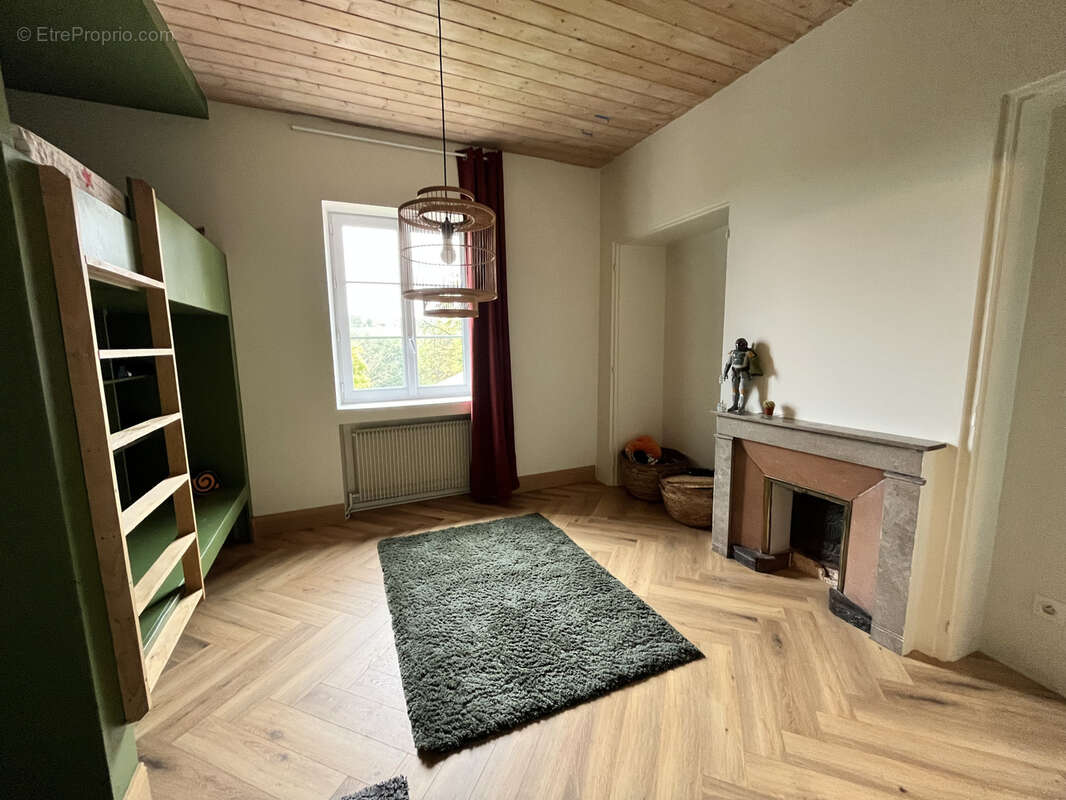 Maison à LA FOUILLOUSE