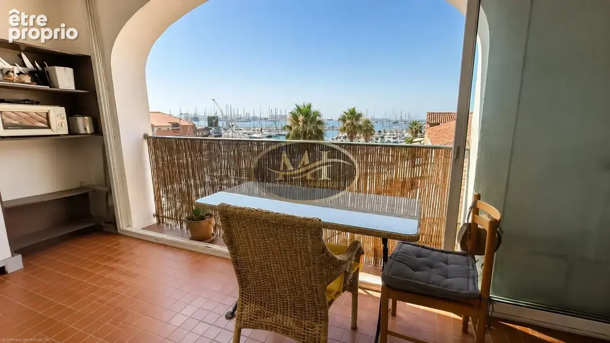 PORT-DE-BOUC   Appartement T3 de 66,55 m2 avec vue mer, résidence sécurisée, ascenseur et stationnement privé - photo 3