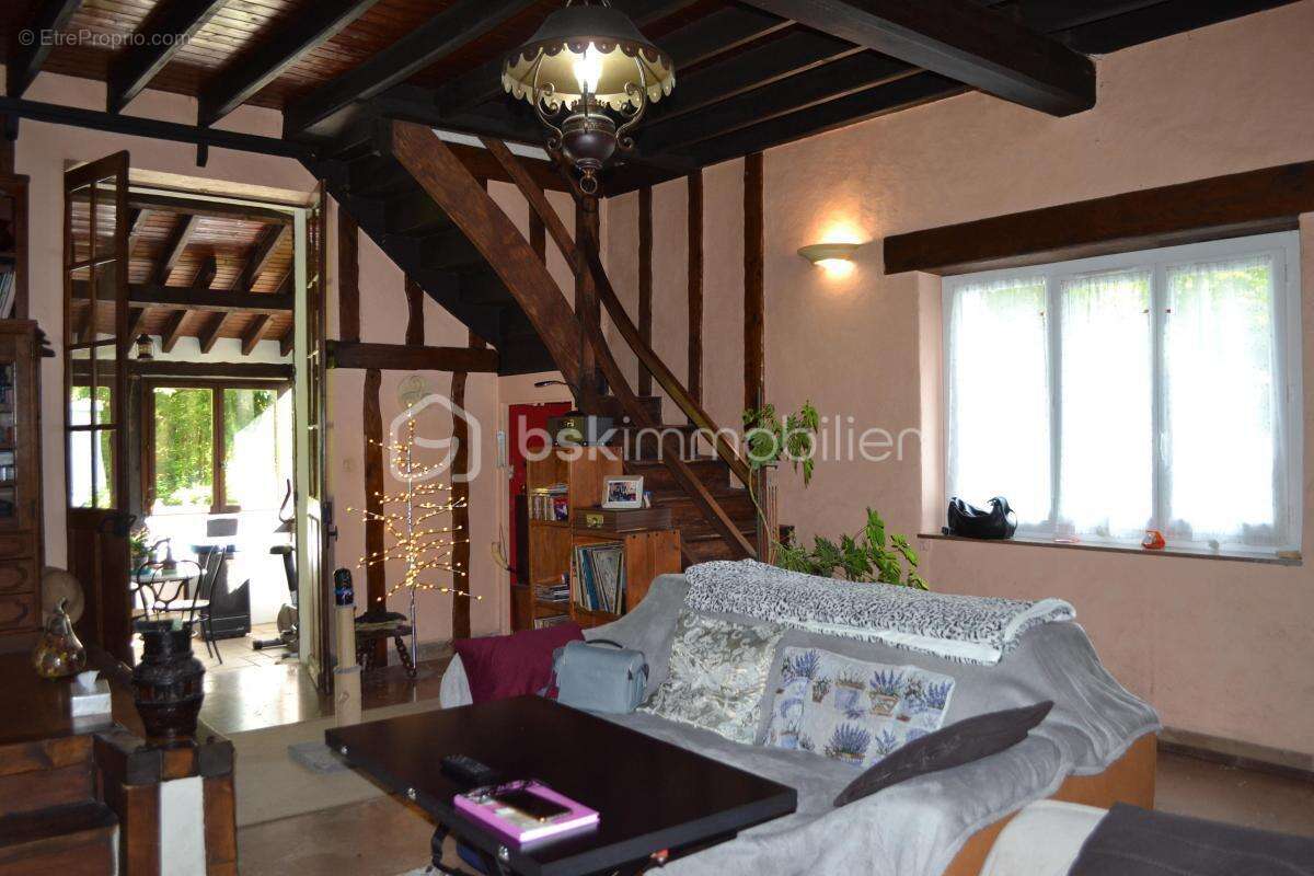 Maison à FONTENAY-SUR-LOING