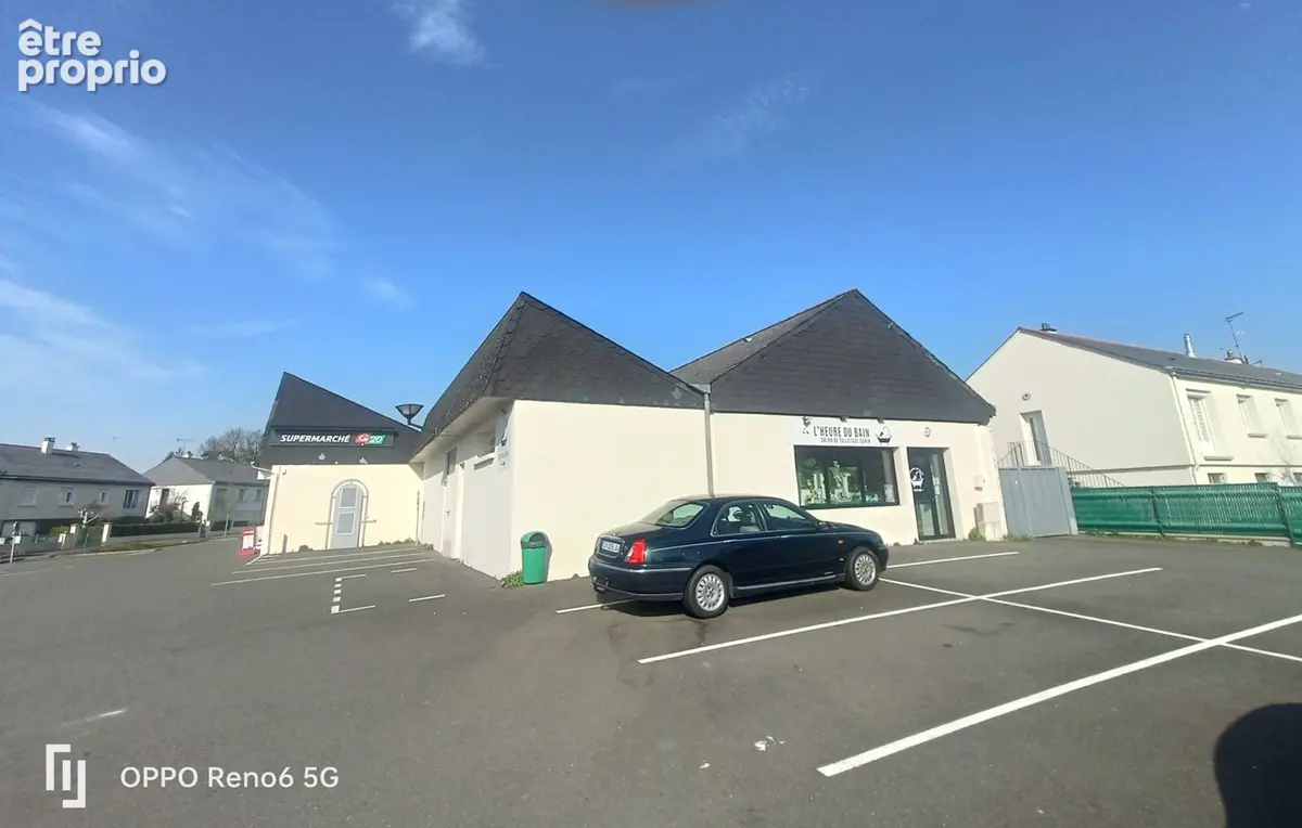Locaux commerciaux  à vendre proche de ANGERS (49) - photo 2