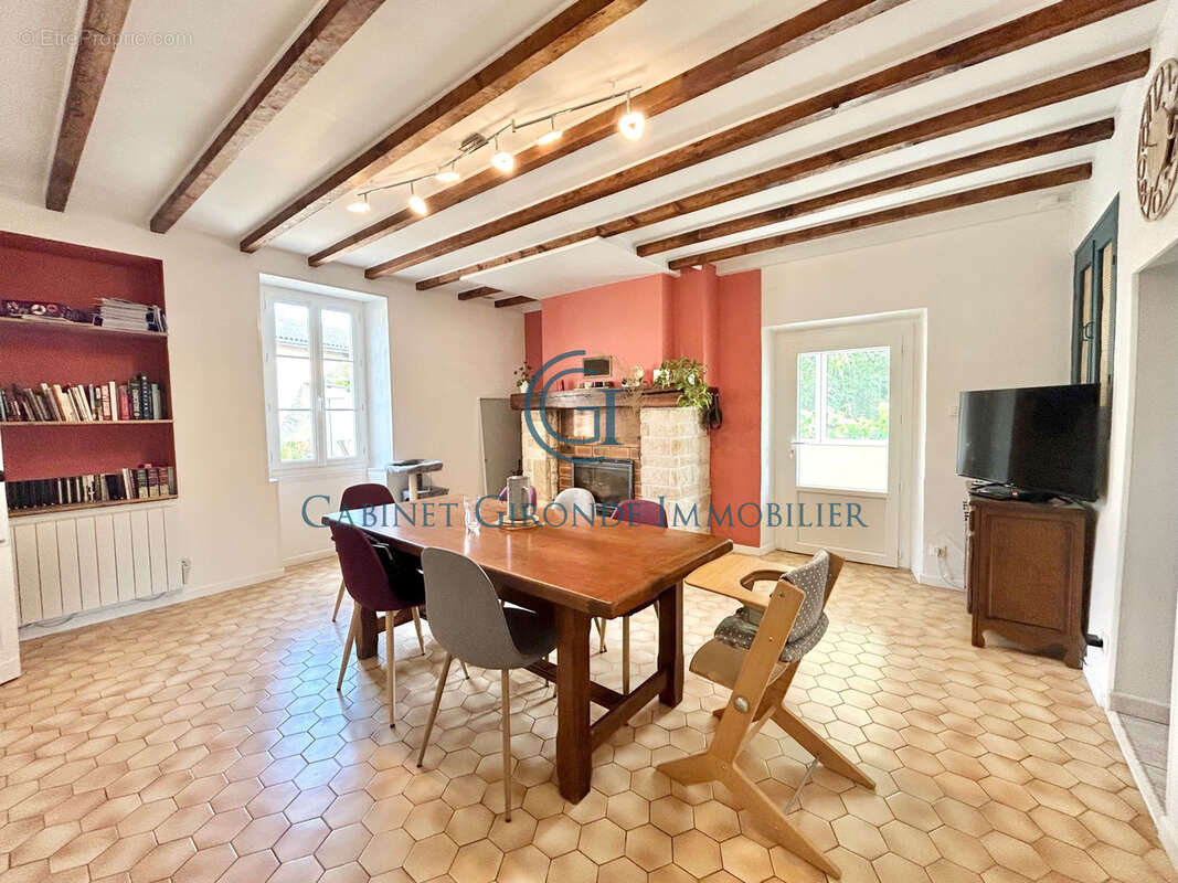 Maison à MOURENS