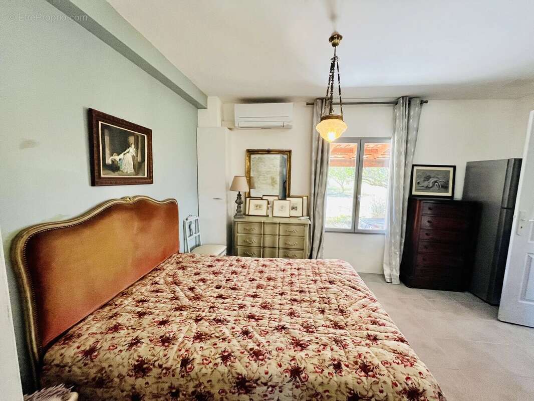 Maison élégante avec piscine, maison d'amis et vue imprenable - photo 15