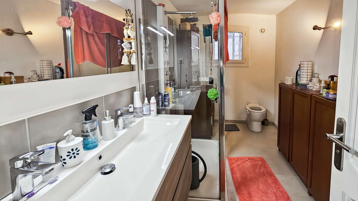 Maison à MONTAUROUX