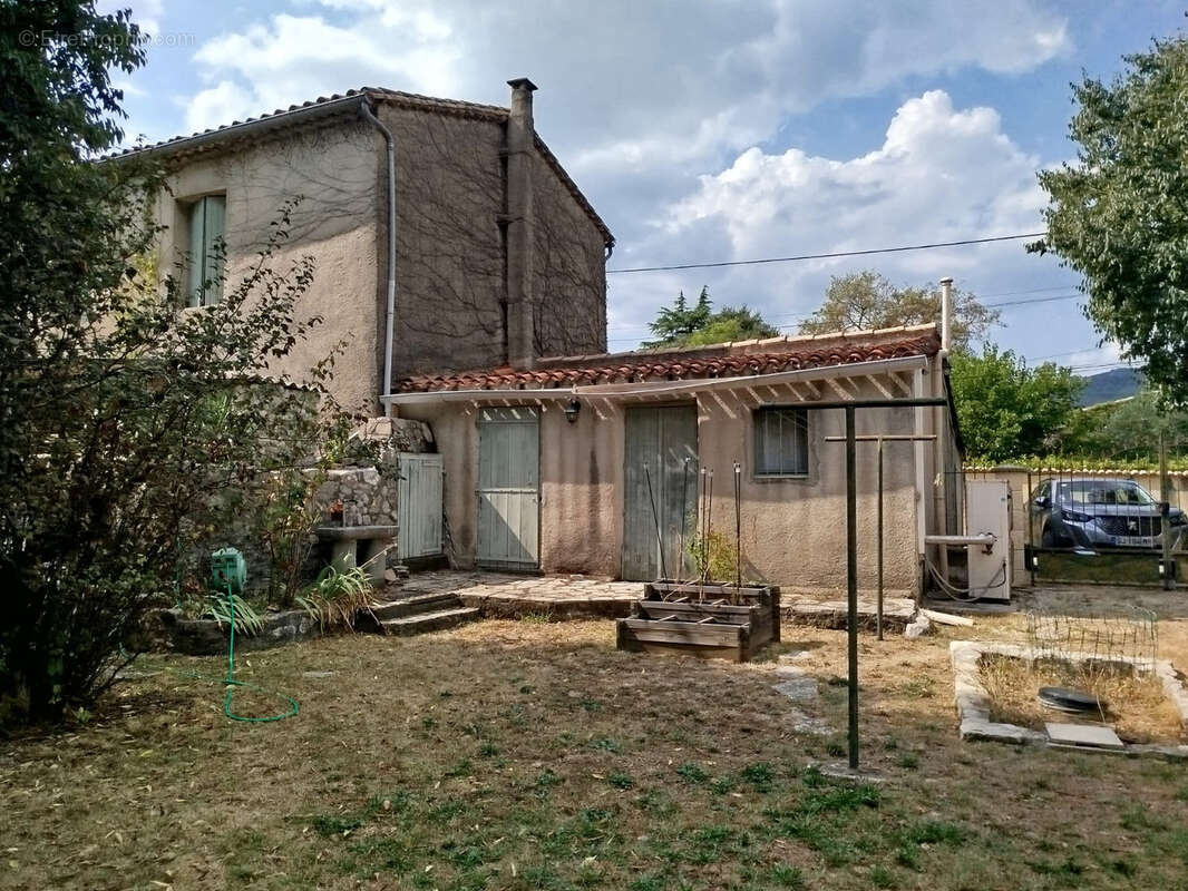 Maison à LAROQUE