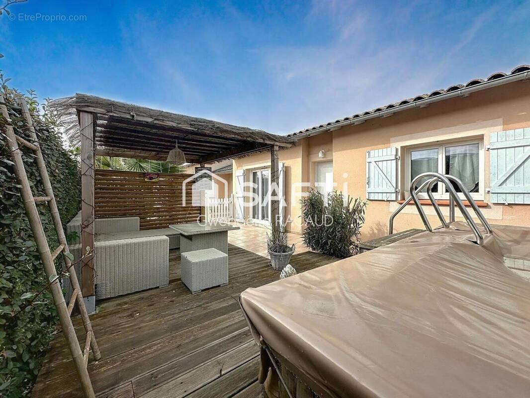 Photo 1 - Maison à CASTELNAU-D&#039;ESTRETEFONDS