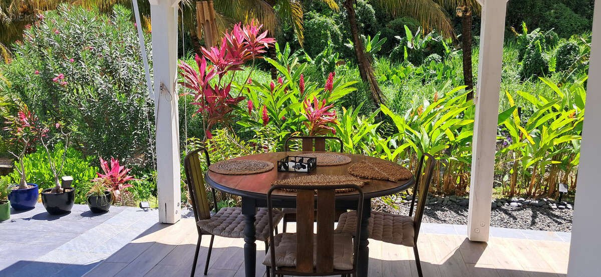 Maison à PETIT-BOURG