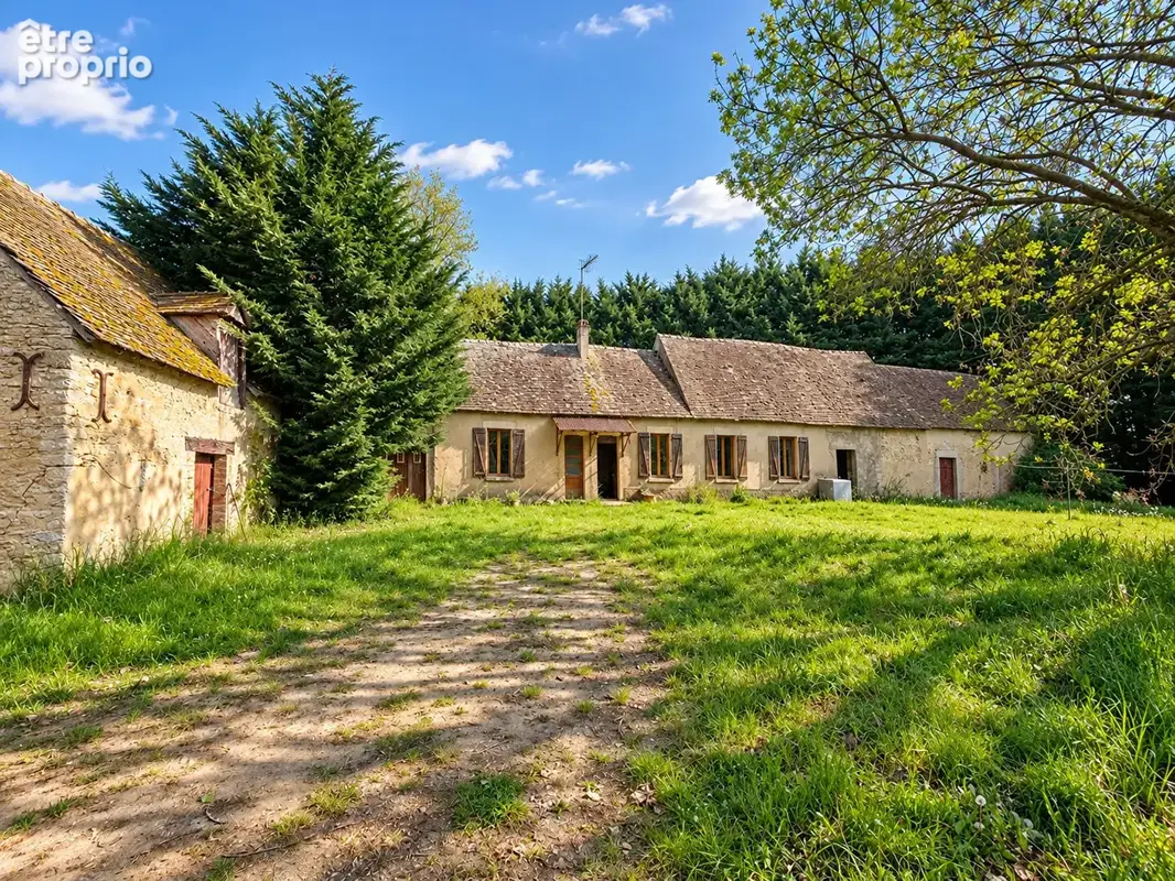 Maison à SAINT-COSME-EN-VAIRAIS