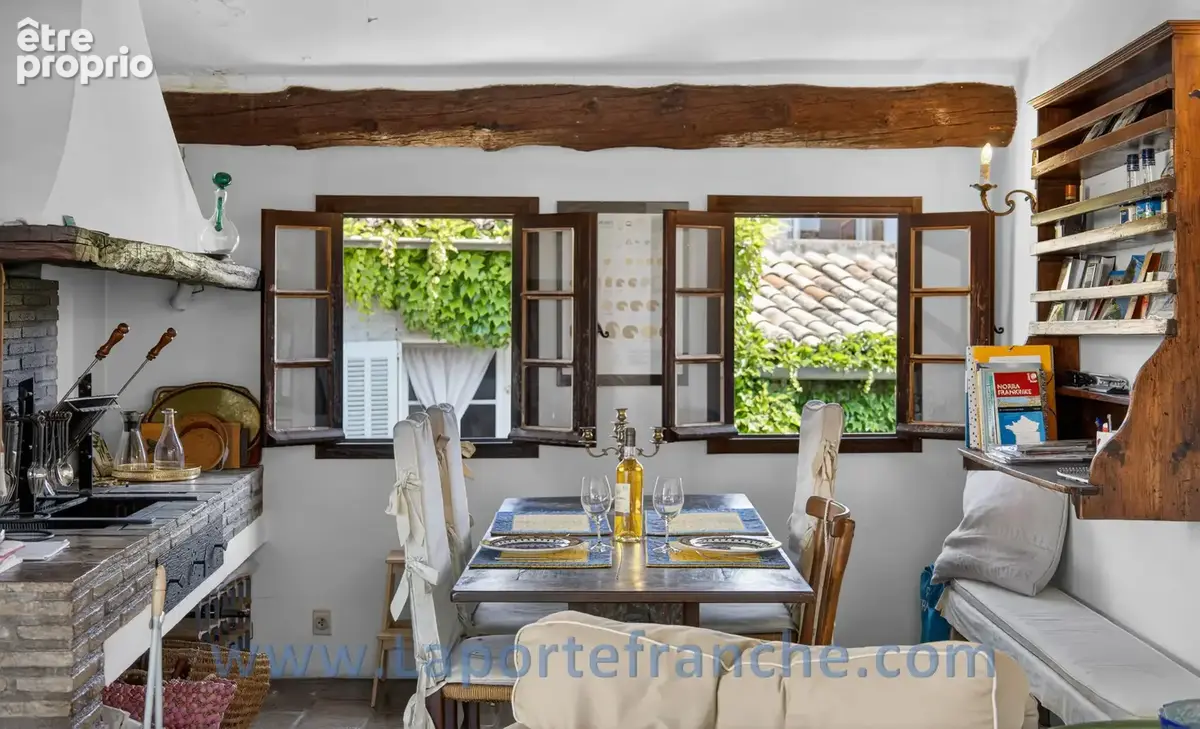 HAUT-DE-CAGNES : Exceptionnelle maison de village avec terrasse sur le toit - photo 8
