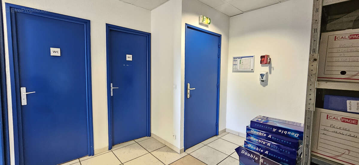 Commerce à SIX-FOURS-LES-PLAGES