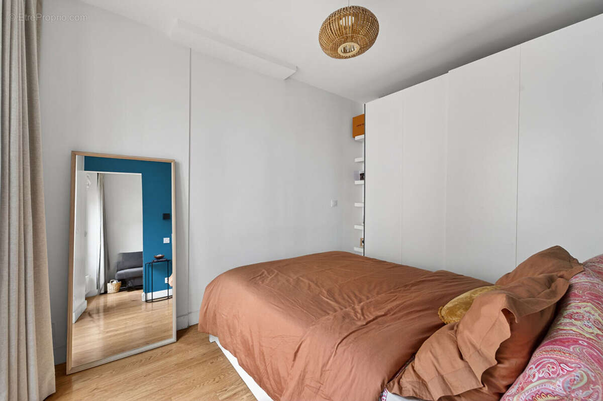 Appartement à PARIS-12E