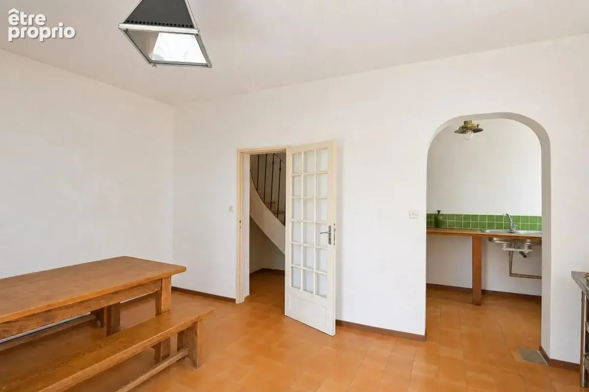 Maison 5 pièces de 79m2 à Saint-Gilles 30800 - photo 19