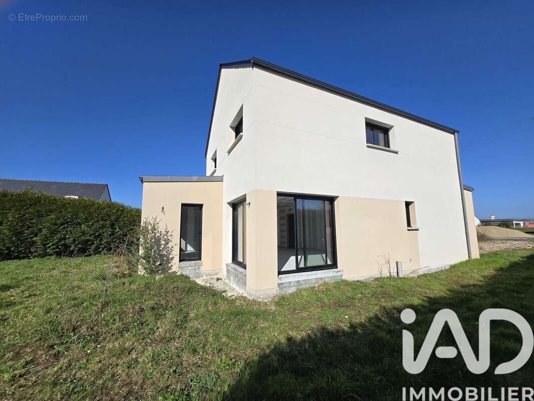 Maison 141 m² à Baulon  - photo 8