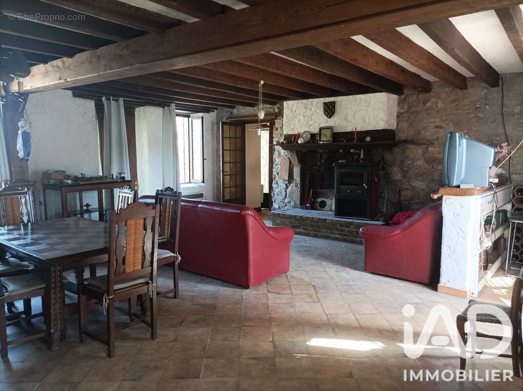 Maison 134 m² à Colombier  - photo 4
